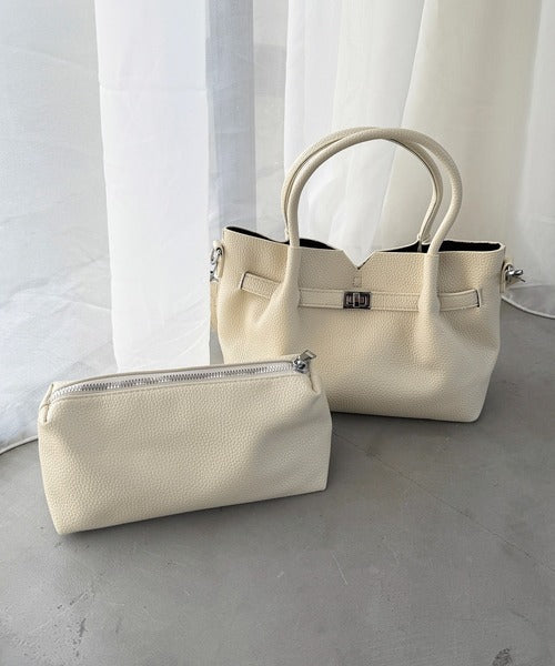 Brag — Badge Detail Handbag