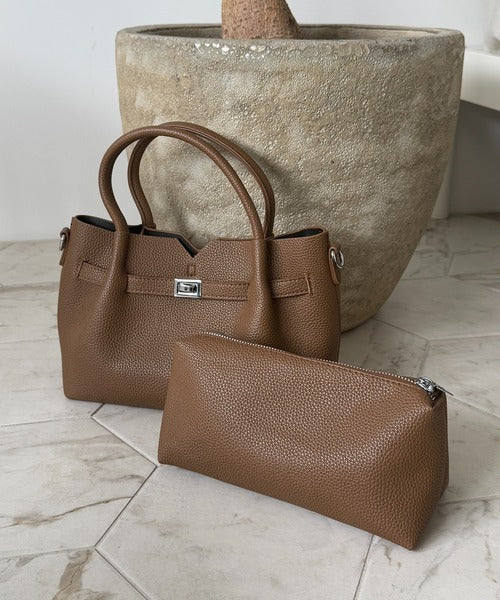Brag — Badge Detail Handbag